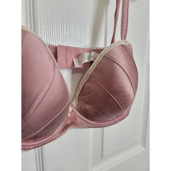 Wacoal Pink Seashell Design Wired Bra Size 32DD - Picture 3 of 5